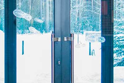 Входные двери из алюминиевого профиля