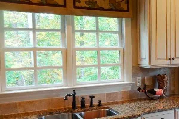 Дизайн окна в частном доме