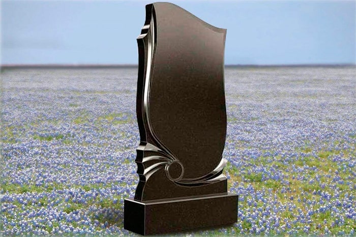 Памятник из гранита